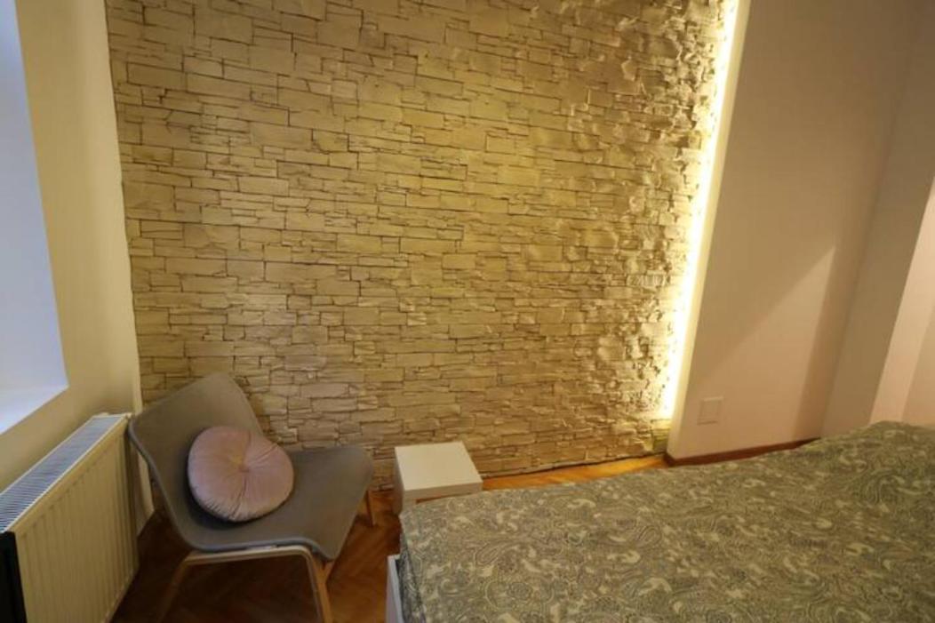 Cozy Old Town Apartment - Free Minibar Bukarest Exteriör bild